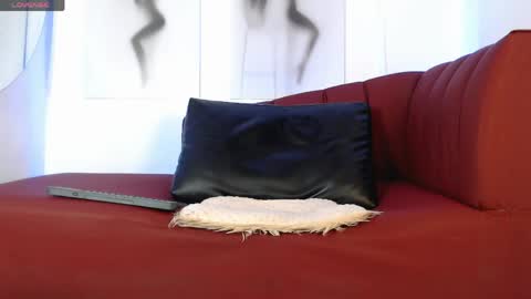 Snapshot of smith_luxes777 chatting on May 13, 1:03 am 777 online show from May 13, 1:03 am