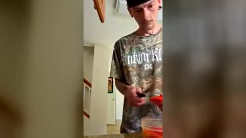 smokebandit420 online show from June 23, 8:29 pm