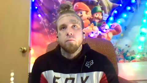 Snapshot of smokebluntafterblunt chatting on December 30, 4:51 pm smoke online show from December 30, 4:51 pm