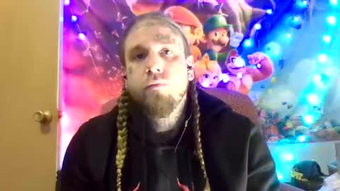 Snapshot of smokebluntafterblunt chatting on January 1, 8:37 pm smoke online show from January 1, 8:37 pm