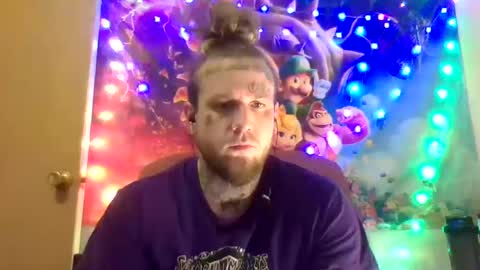 Snapshot of smokebluntafterblunt chatting on January 6, 2:48 am smoke online show from January 6, 2:48 am