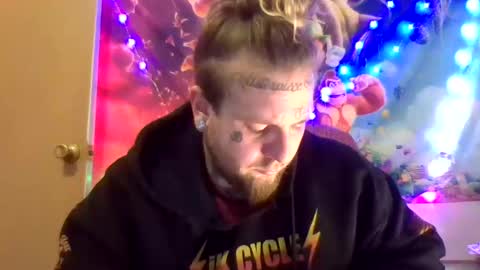 Snapshot of smokebluntafterblunt chatting on January 10, 6:06 pm smoke online show from January 10, 6:06 pm