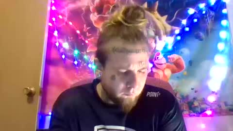 Snapshot of smokebluntafterblunt chatting on January 12, 7:00 am smoke online show from January 12, 7:00 am