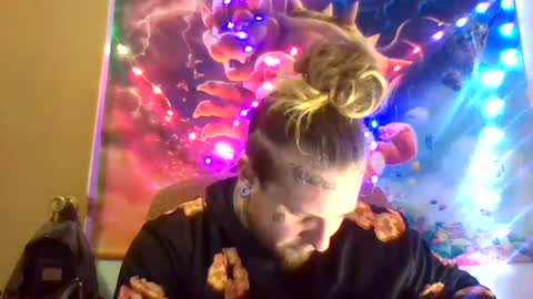 Snapshot of smokebluntafterblunt chatting on February 22, 12:27 am smoke online show from February 22, 12:27 am