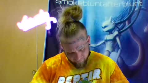 smoke online show from June 17, 2:18 pm