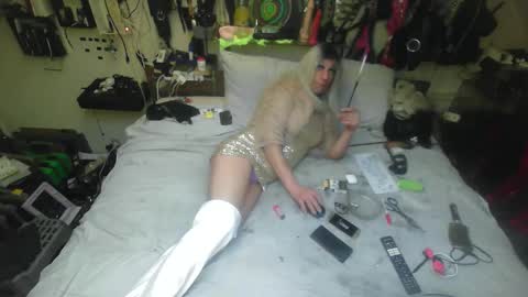 smokeslut365 online show from November 13, 6:29 pm