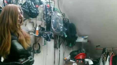 smokeslut365 online show from May 22, 2:30 am