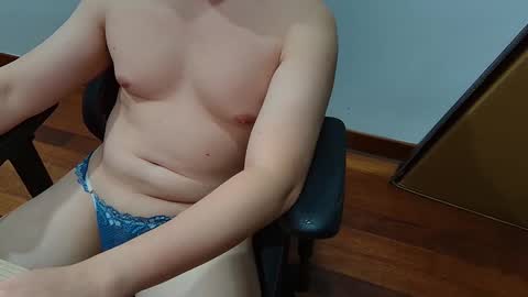smoothasianm online show from May 18, 4:24 pm