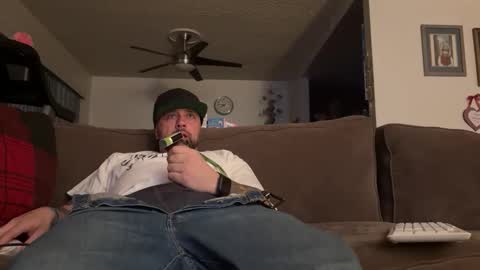 Snapshot of smoothtactix chatting on February 14, 3:47 am SmoothTactix online show from February 14, 3:47 am