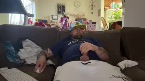 Snapshot of smoothtactix chatting on February 16, 1:24 am SmoothTactix online show from February 16, 1:24 am