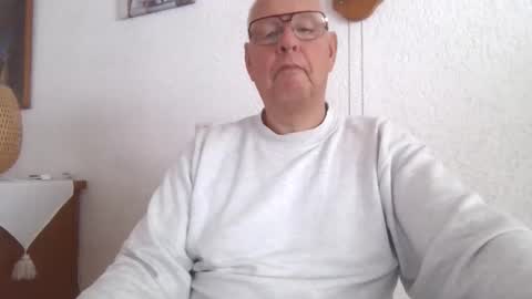 smoothy5460 online show from May 5, 1:41 pm