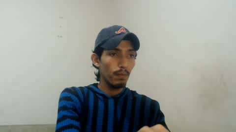 Snapshot of snackontime19 chatting on June 20, 12:36 am snackontime19 online show from June 20, 12:36 am