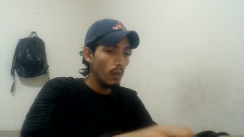 Snapshot of snackontime19 chatting on July 2, 5:13 am snackontime19 online show from July 2, 5:13 am