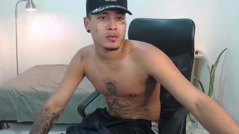 snak_master1 online show from September 12, 6:35 am