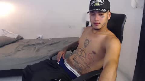 snak_master1 online show from September 20, 6:14 am