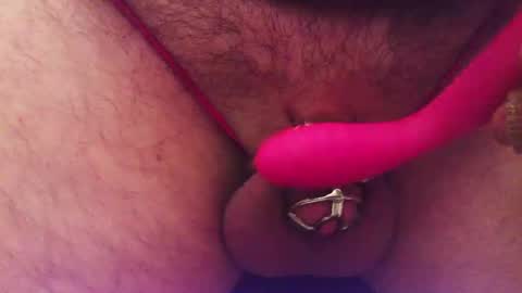 Snapshot of snakepit31 chatting on December 21, 8:16 pm Sissy Boy online show from December 21, 8:16 pm