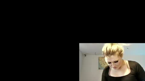 snapback_roxy online show from May 29, 1:47 am