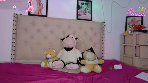 Hellen  online show from June 14, 9:00 am