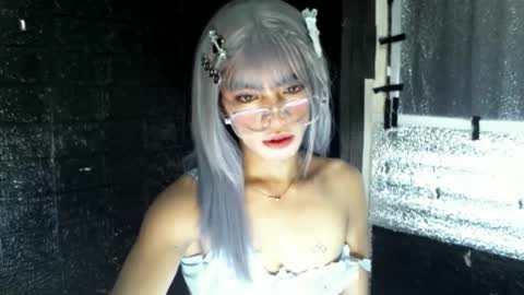 snoky_serna online show from April 24, 6:27 am