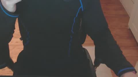 Snapshot of snooze85 chatting on January 8, 7:03 am Cbt-Slave online show from January 8, 7:03 am