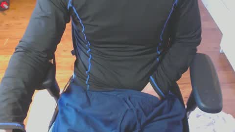 Snapshot of snooze85 chatting on February 17, 7:58 am Cbt-Slave online show from February 17, 7:58 am