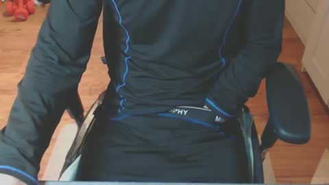 Snapshot of snooze85 chatting on October 7, 3:14 am Cbt-Slave online show from October 7, 3:14 am