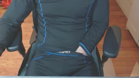 Snapshot of snooze85 chatting on October 20, 4:13 am Cbt-Slave online show from October 20, 4:13 am