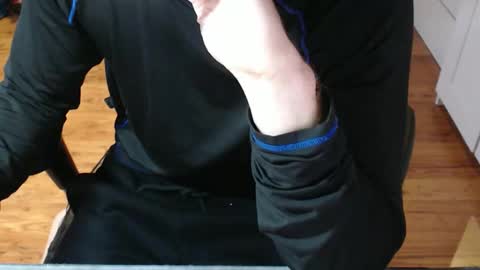 Snapshot of snooze85 chatting on December 14, 2:00 pm Cbt-Slave online show from December 14, 2:00 pm