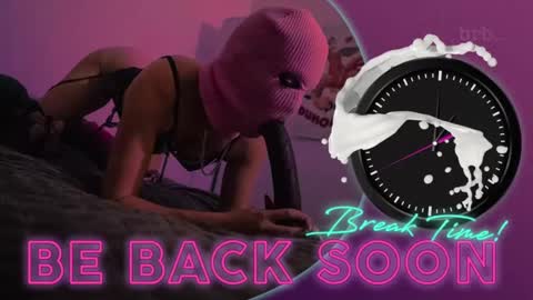 Snapshot of snowbarbiee chatting on January 30, 8:32 am snowbarbie online show from January 30, 8:32 am