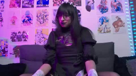 Snapshot of snowblack_ chatting on December 30, 5:13 pm Snow and Bubble online show from December 30, 5:13 pm