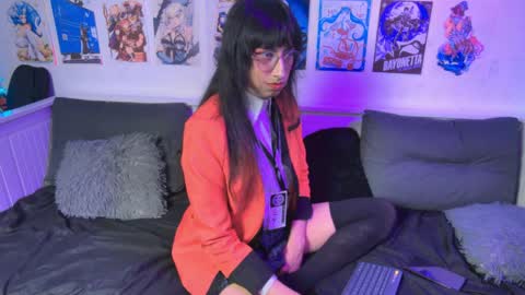 Snow and Bubble online show from June 6, 4:55 pm