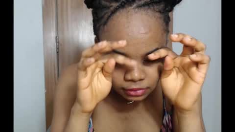 Snapshot of snowdrop5 chatting on January 26, 8:13 pm snowdrop5 online show from January 26, 8:13 pm