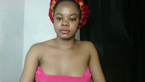 Snapshot of snowdrop5 chatting on February 16, 7:16 pm snowdrop5 online show from February 16, 7:16 pm