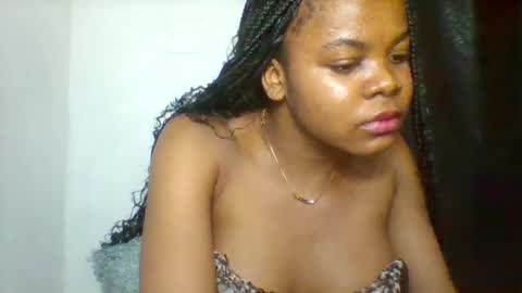 Snapshot of snowdrop5 chatting on February 23, 8:55 pm snowdrop5 online show from February 23, 8:55 pm