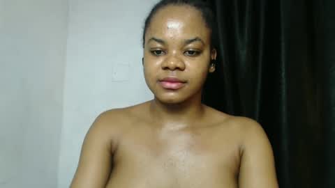 Snapshot of snowdrop5 chatting on March 2, 1:58 am snowdrop5 online show from March 2, 1:58 am