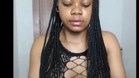 Snapshot of snowdrop5 chatting on October 7, 8:06 pm snowdrop5 online show from October 7, 8:06 pm