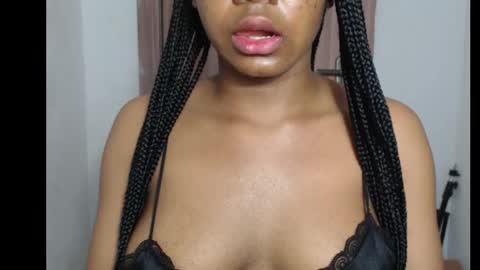 Snapshot of snowdrop5 chatting on October 13, 8:42 pm snowdrop5 online show from October 13, 8:42 pm