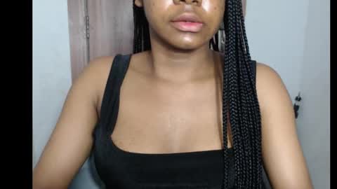 Snapshot of snowdrop5 chatting on October 17, 10:01 pm snowdrop5 online show from October 17, 10:01 pm