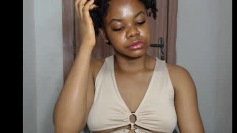 Snapshot of snowdrop5 chatting on October 22, 8:08 pm snowdrop5 online show from October 22, 8:08 pm