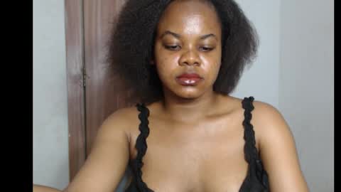 Snapshot of snowdrop5 chatting on November 17, 8:14 pm snowdrop5 online show from November 17, 8:14 pm