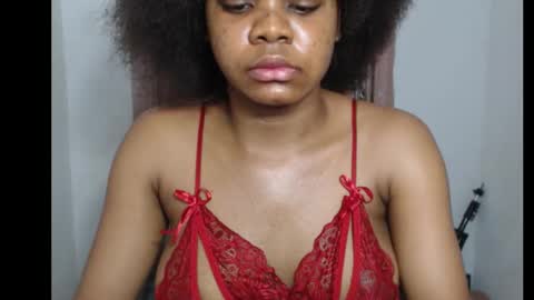 Snapshot of snowdrop5 chatting on November 18, 8:57 pm snowdrop5 online show from November 18, 8:57 pm