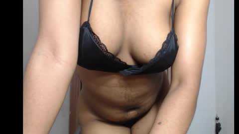 Snapshot of snowdrop5 chatting on December 2, 8:59 pm snowdrop5 online show from December 2, 8:59 pm