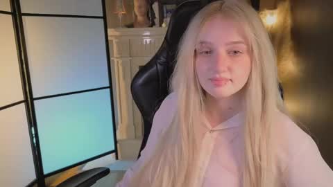 Ellie online show from June 7, 5:33 am