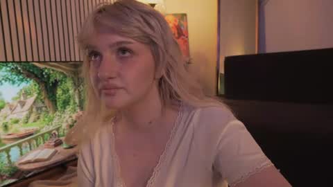Ellie online show from July 7, 5:21 am