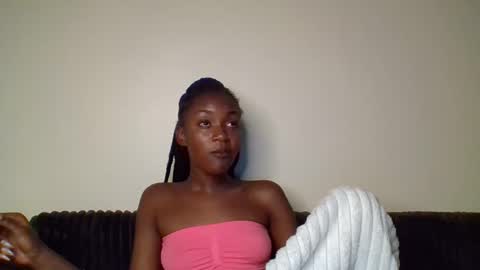 Snapshot of snowie_eyes chatting on March 30, 3:57 pm Snowie eyes online show from March 30, 3:57 pm