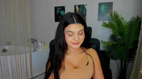 snowingwinter online show from February 12, 3:51 am