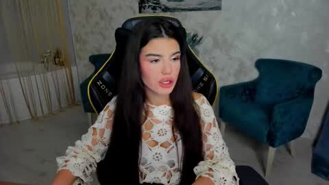 snowingwinter online show from October 13, 7:36 pm