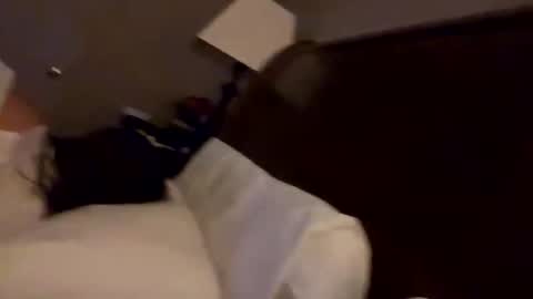 Snapshot of snowman1008 chatting on November 28, 2:47 am snowman1008 online show from November 28, 2:47 am