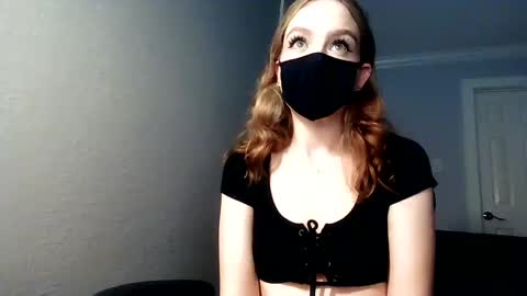 snuggle_b0t online show from March 4, 3:55 am