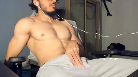 Snapshot of snxrzs chatting on November 10, 12:09 am snxrzs online show from November 10, 12:09 am